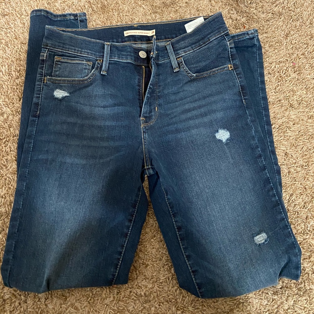 Levi’s women 720 high rise super skinny jeans